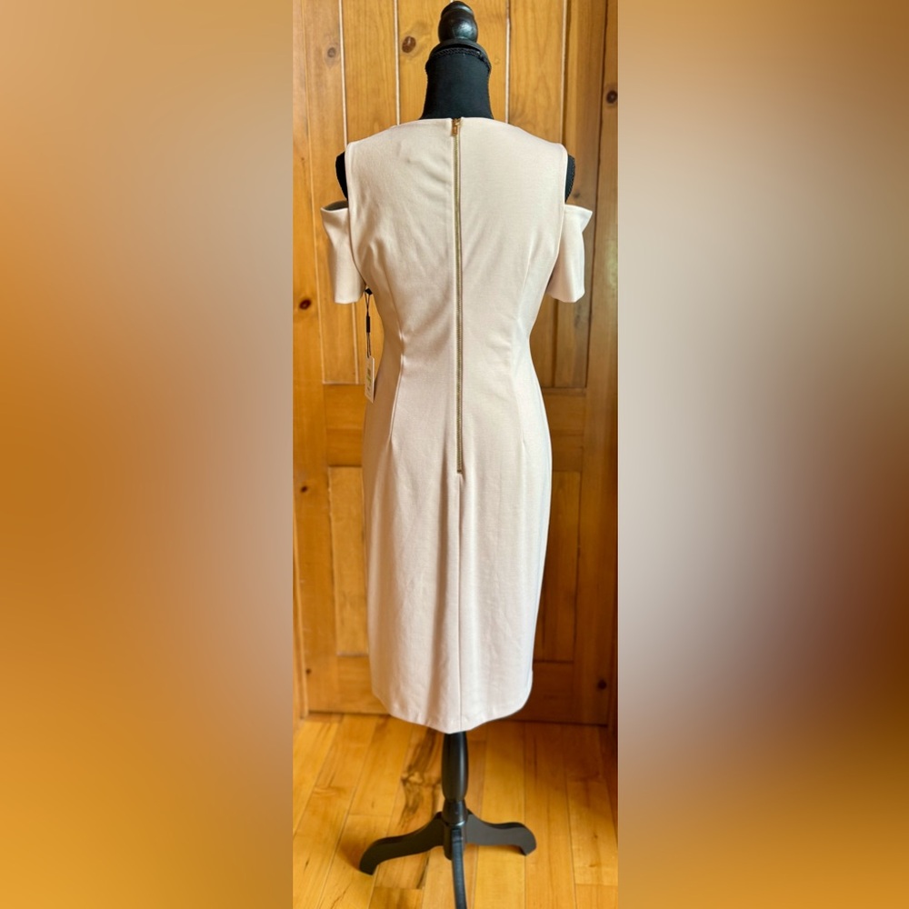 NWT Calvin Klein Cold-Shoulder Lined Sheath Dress Blush (8) - Picture 5 of 17